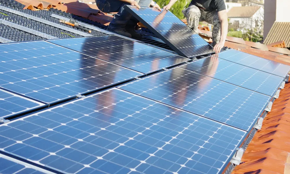 panneaux-solaires-panneaux-photovoltaïques-fullwebp