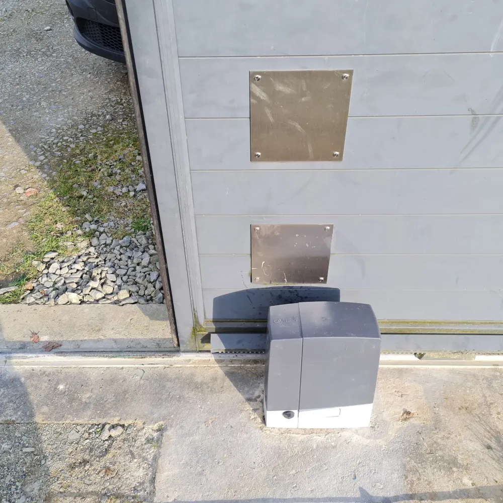 Motorisation portail-min